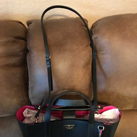 Kate Spade Small Nelle in Putnam Black - Picture 5 of 8